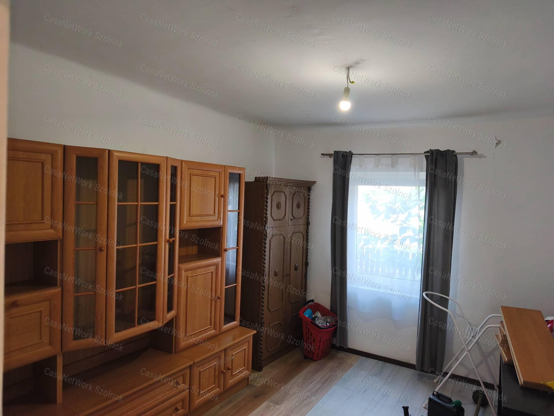 Családi ház Abonyban,garázzsal