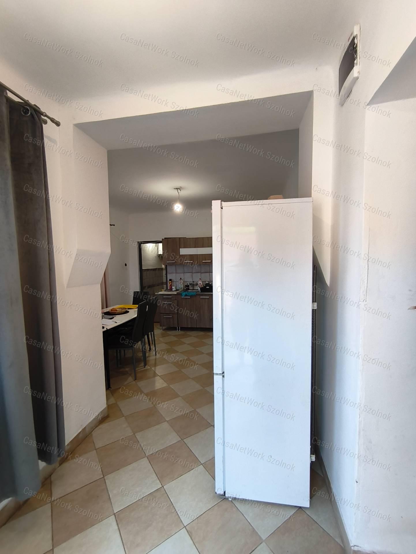 Családi ház Abonyban,garázzsal