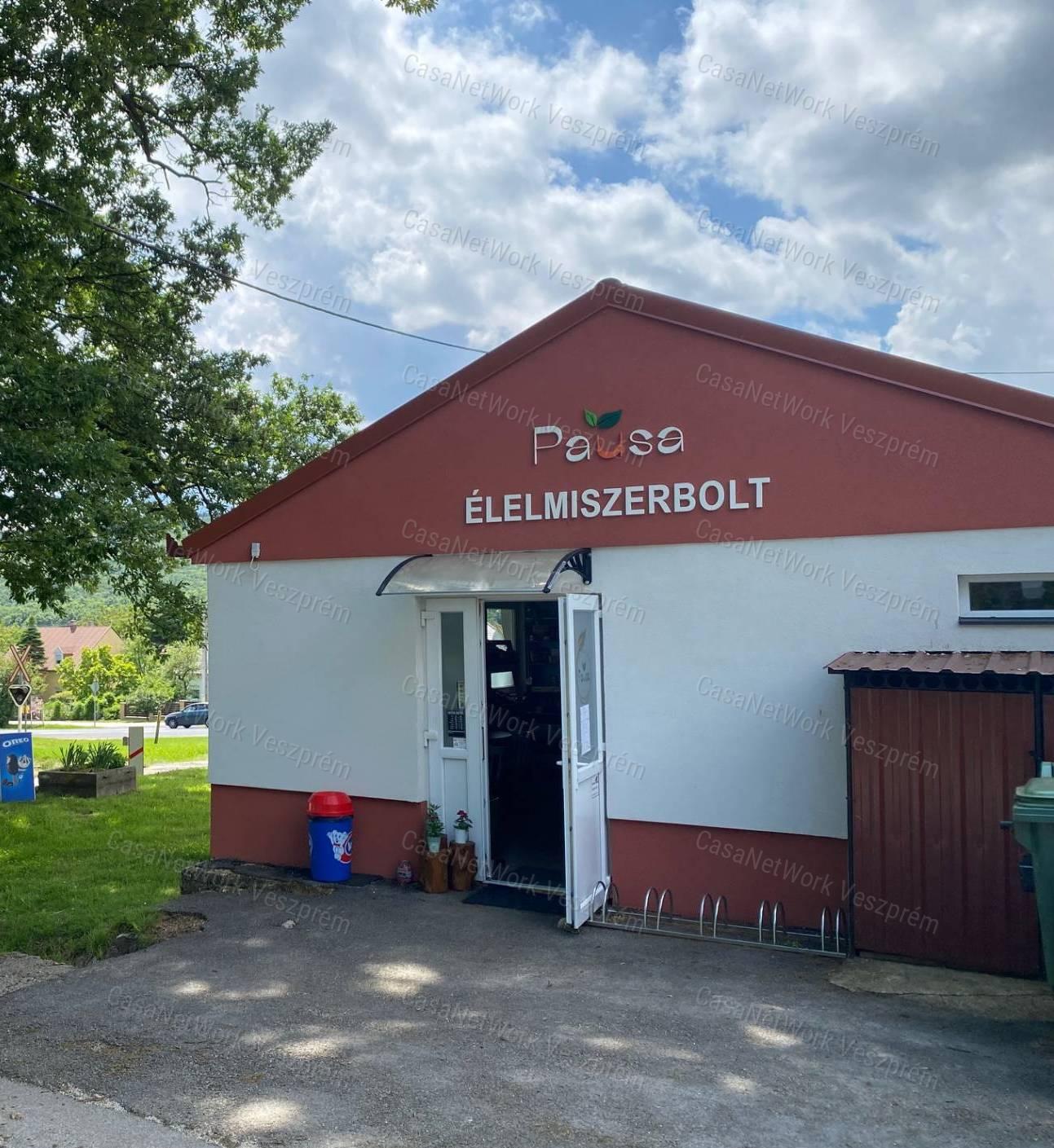ELADÓ EPLÉNYI ÜZLETHELYSÉG