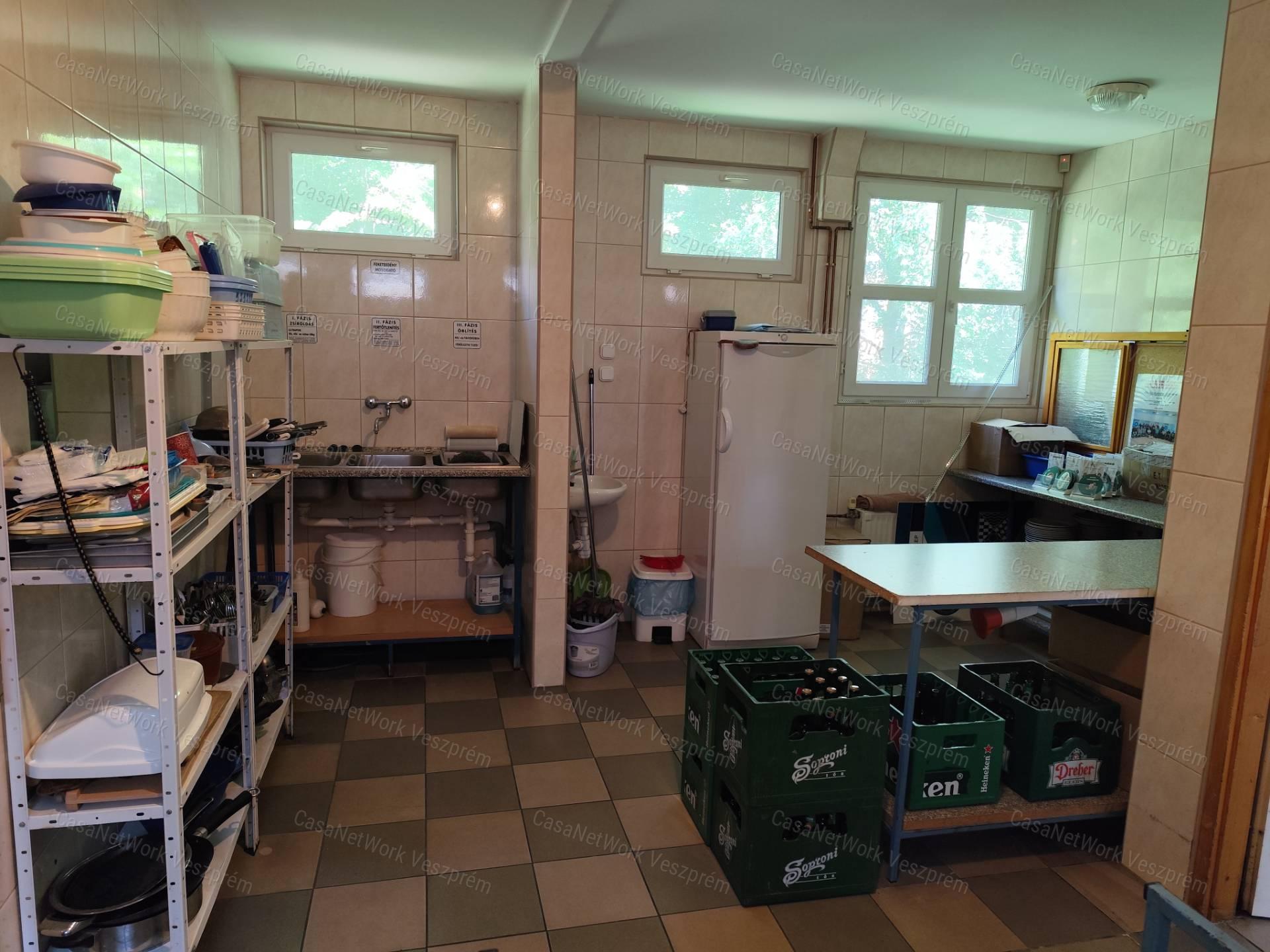 Vendéglátó egység eladó a Jutasi Lakótelepen!