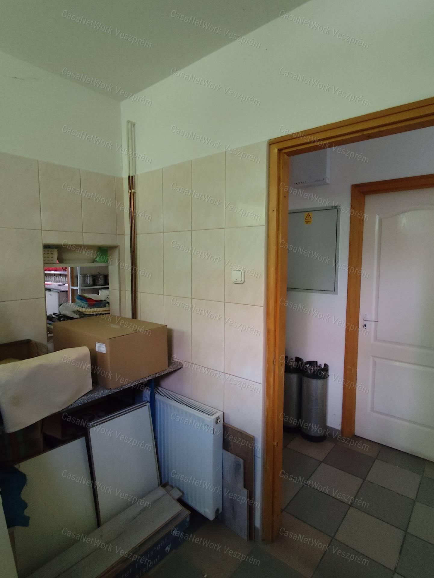 Vendéglátó egység eladó a Jutasi Lakótelepen!