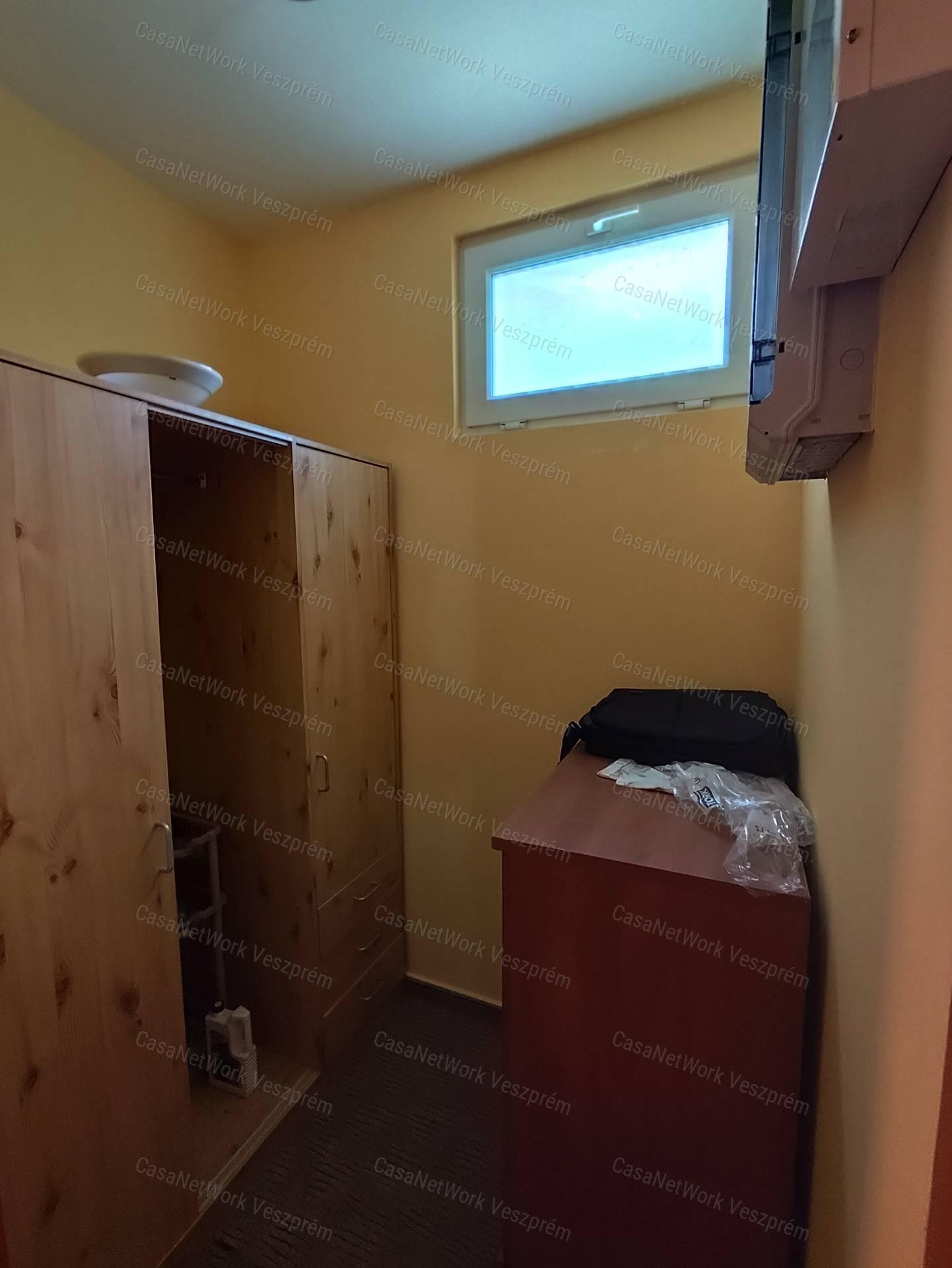 Vendéglátó egység eladó a Jutasi Lakótelepen!