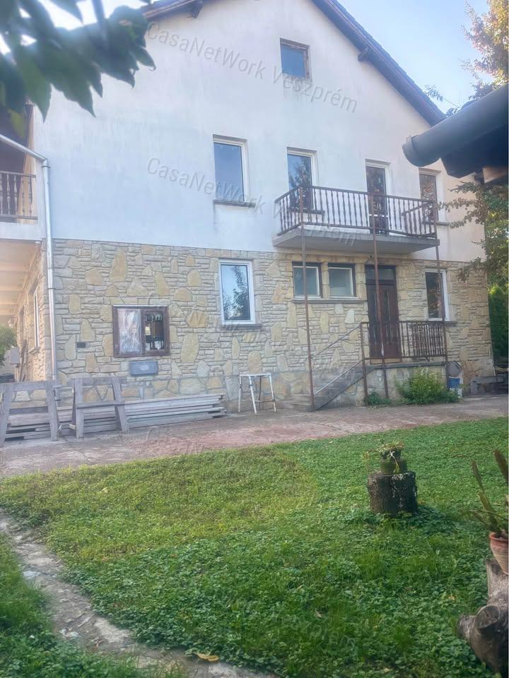 Ikerház eladó Szabadságpusztán