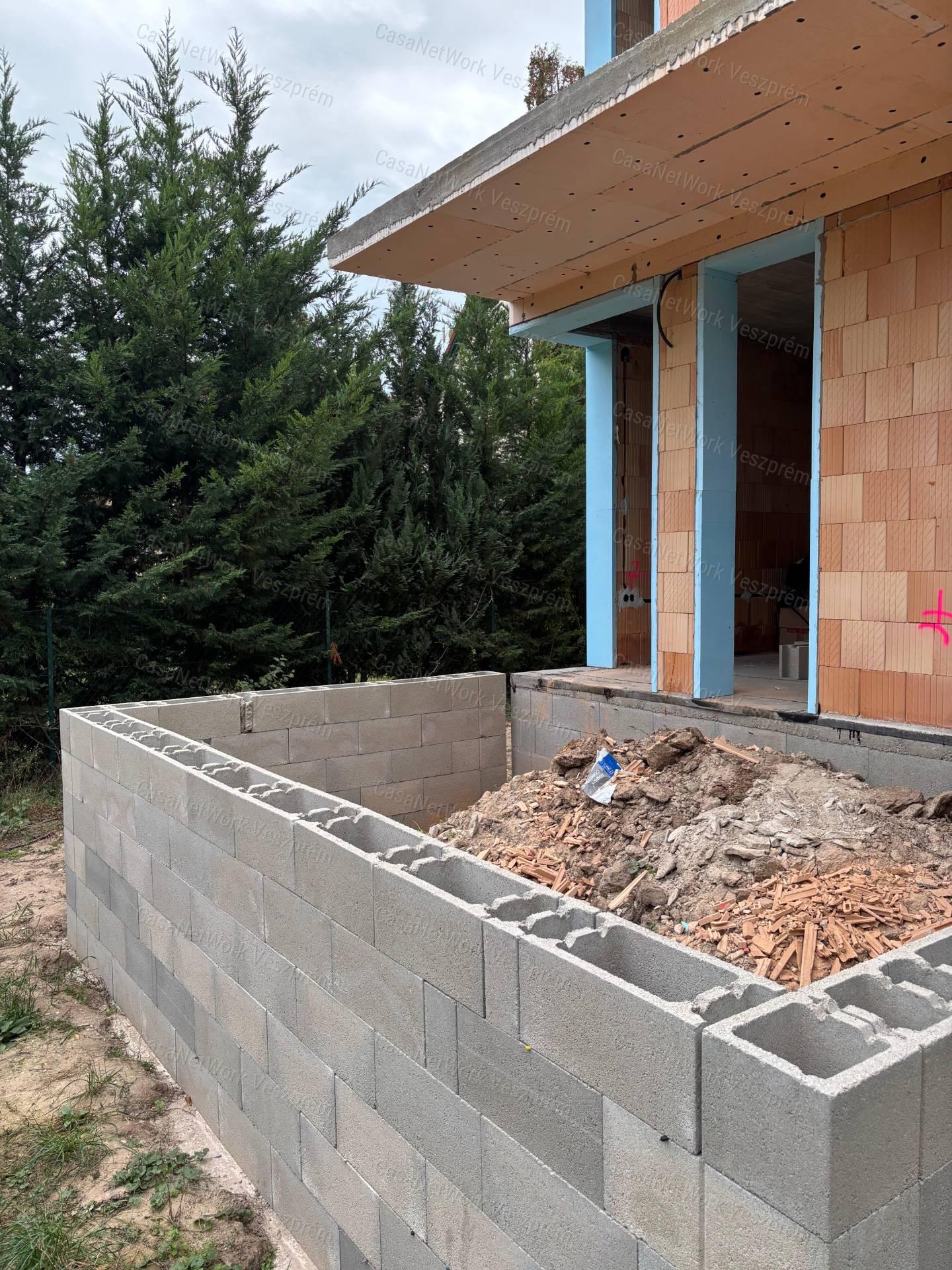 Balatonalmádiban új építésű lakás eladó
