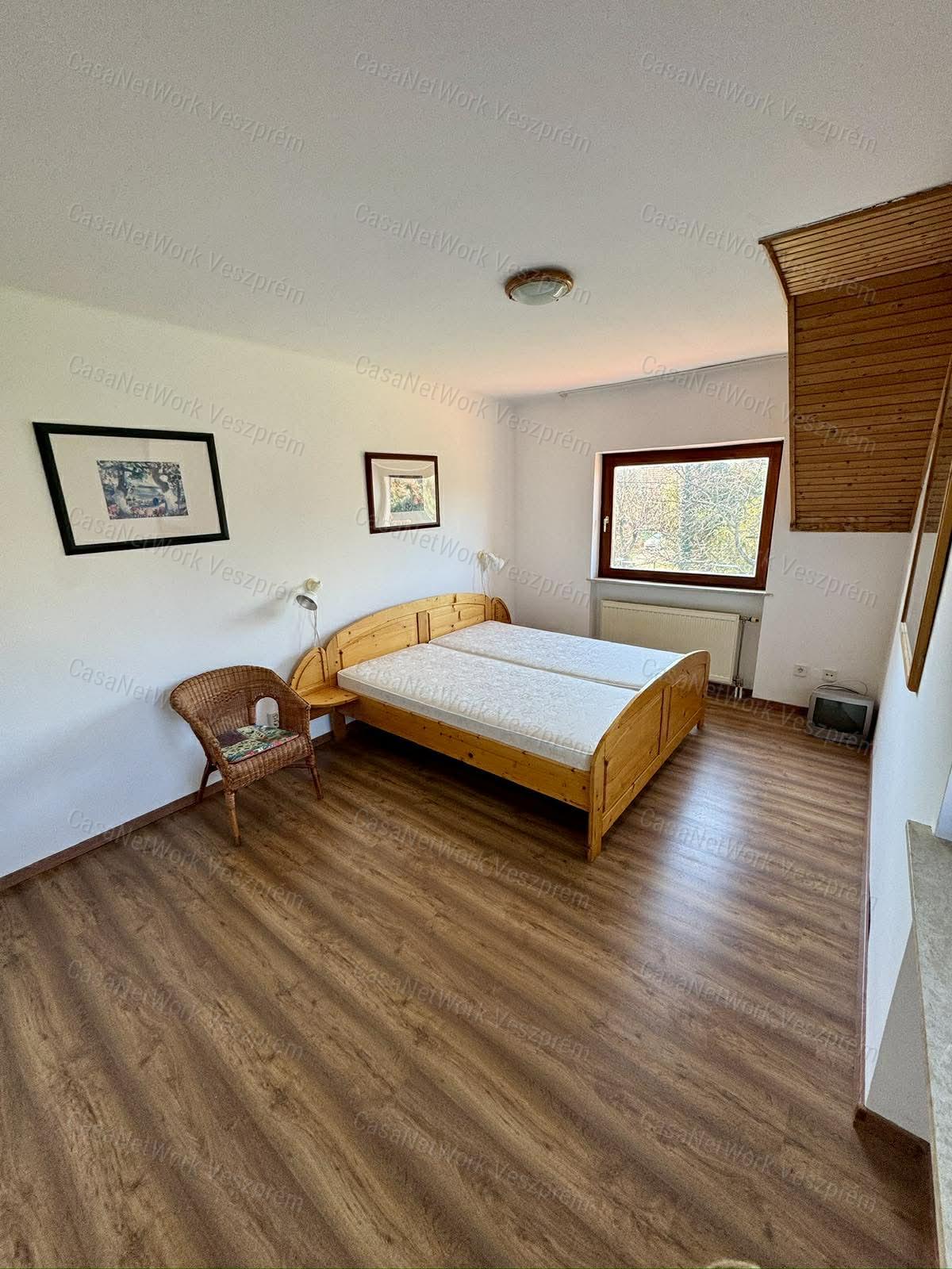 ALSÓÖRSI APARTMANHÁZ