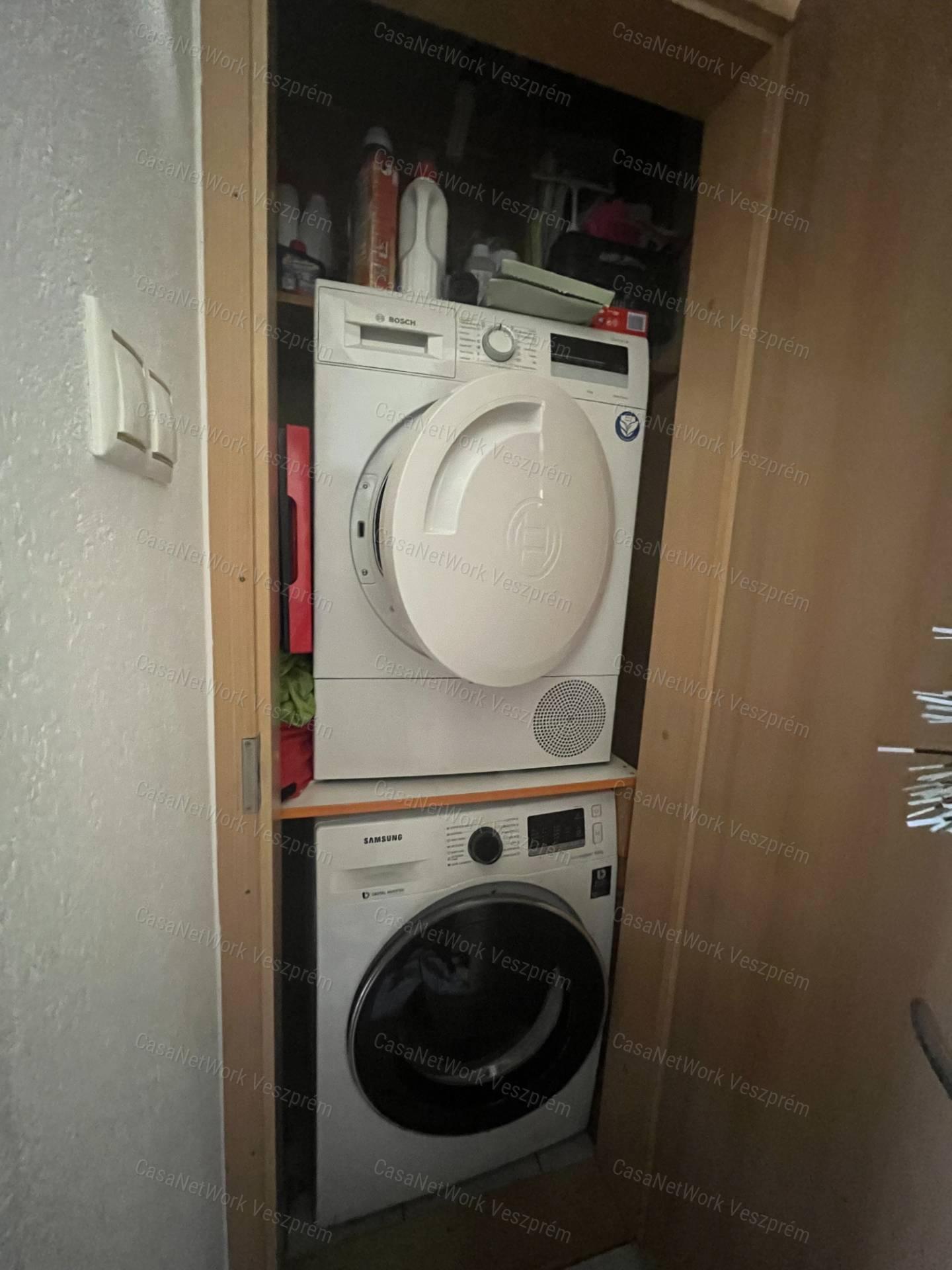 Eladó 64 m²-es földszinti lakás Veszprém, Cholnokyvárosban!