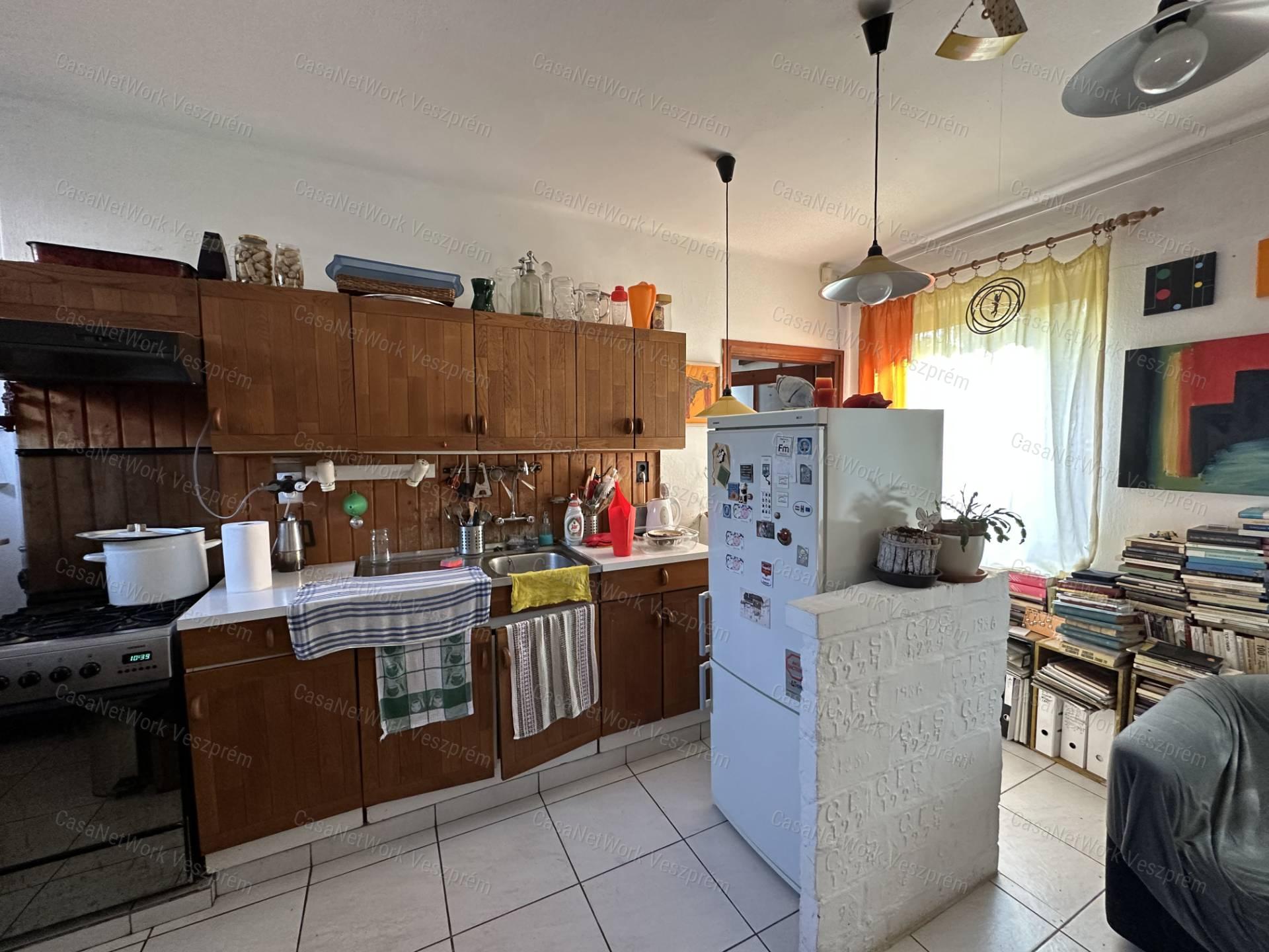 Várpanorámás családi ház Nagyvázsonyban