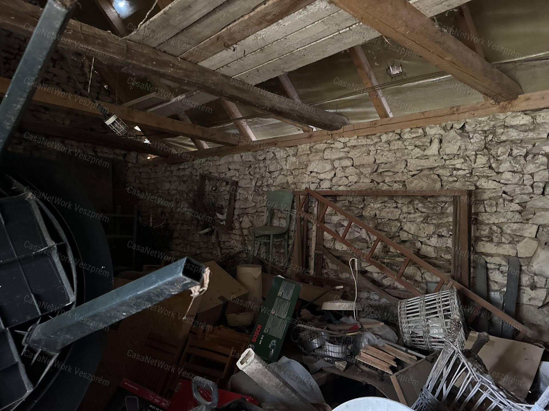 Várpanorámás családi ház Nagyvázsonyban
