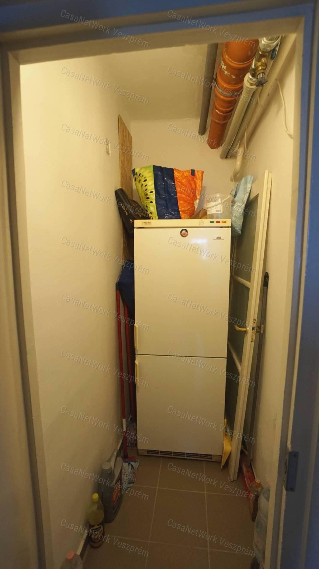 Eladó Panellakás Pétfürdőn!