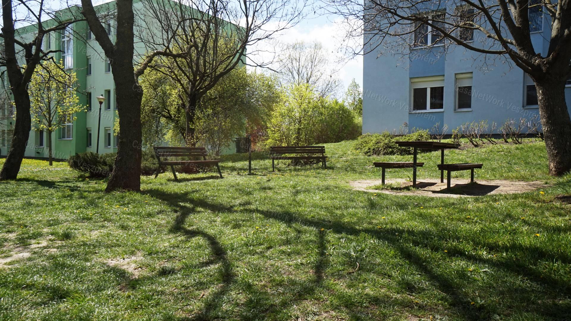 Eladó Panellakás Pétfürdőn!
