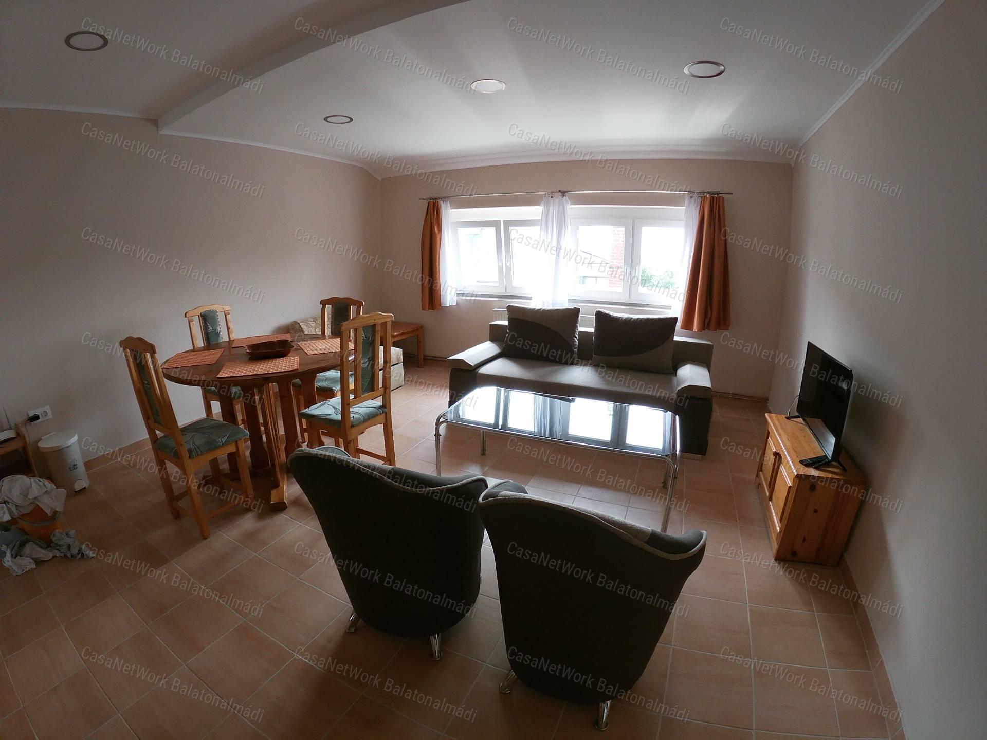 Gyenesdiáson Eladó Apartman-Ház!