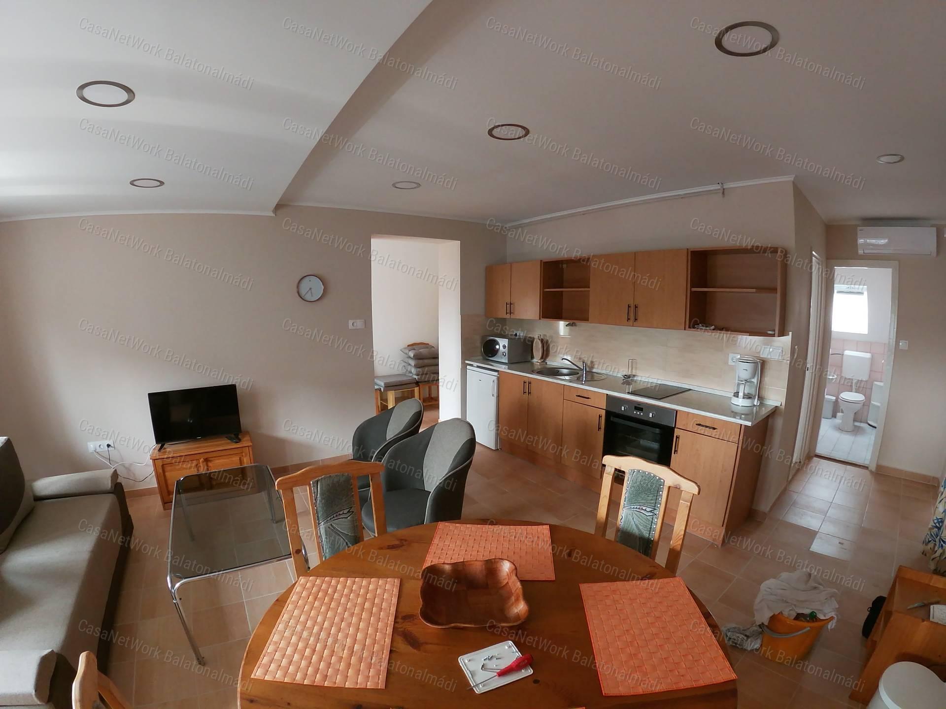 Gyenesdiáson Eladó Apartman-Ház!
