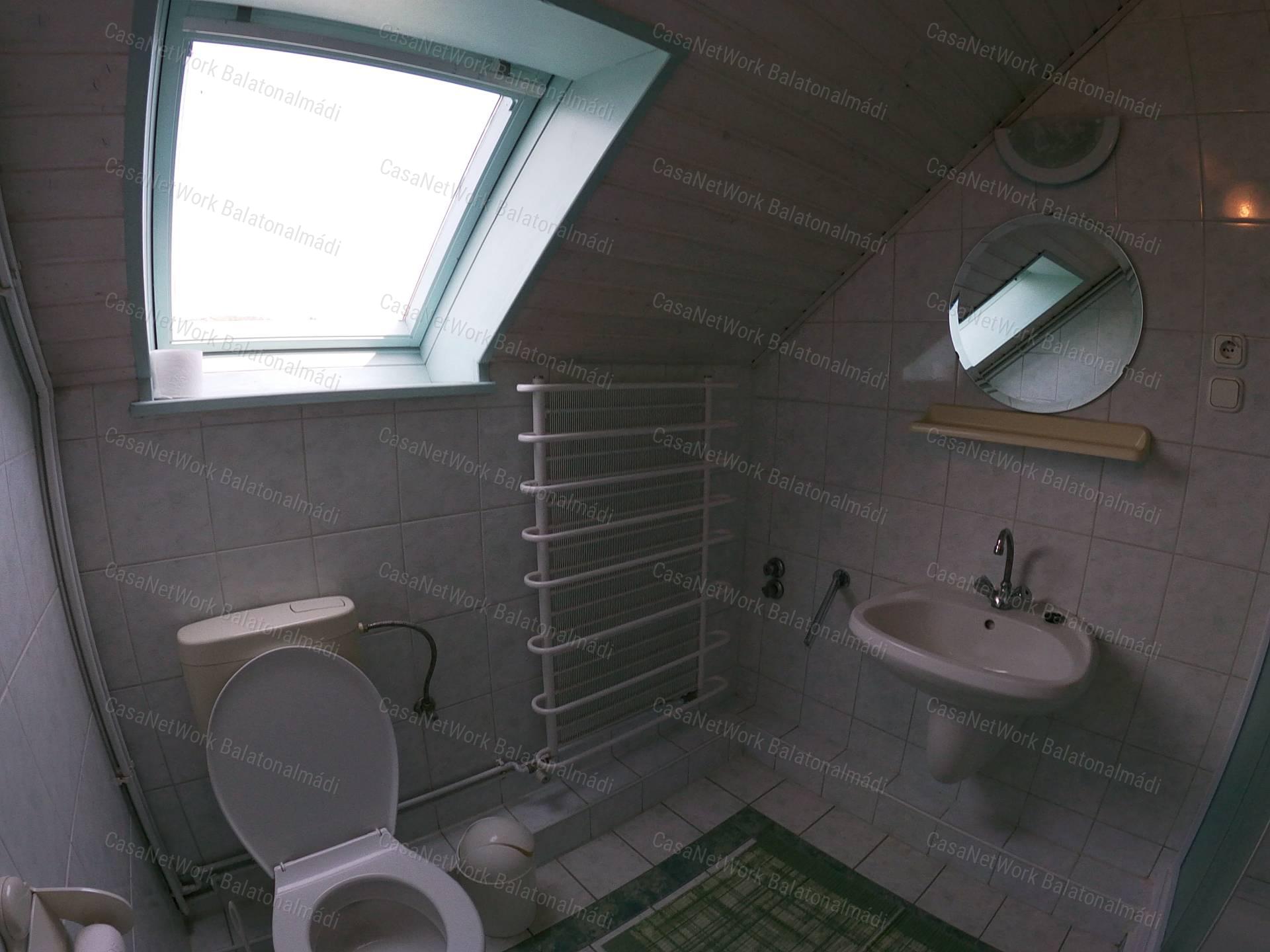 Gyenesdiáson Eladó Apartman-Ház!