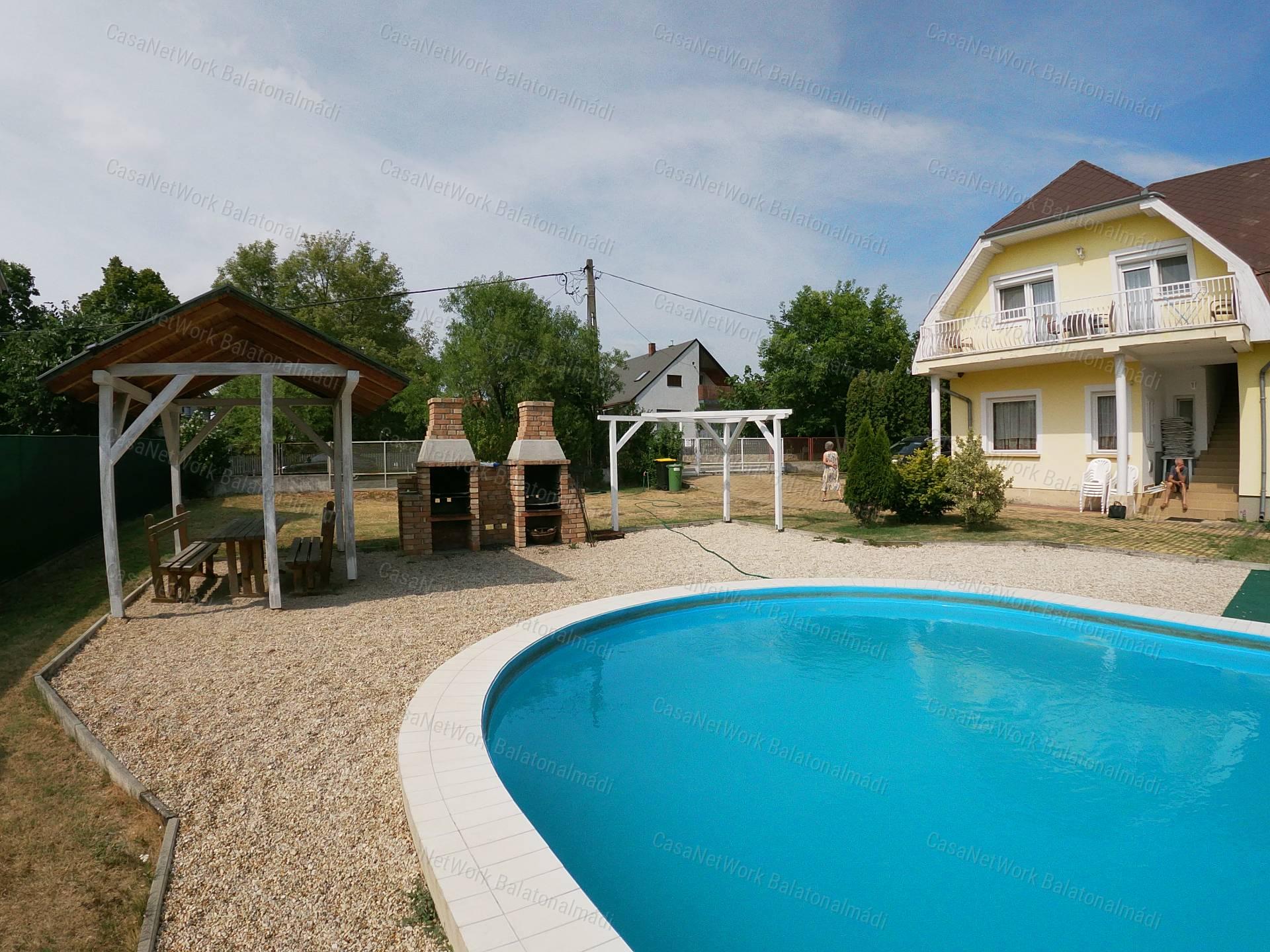 Gyenesdiáson Eladó Apartman-Ház!