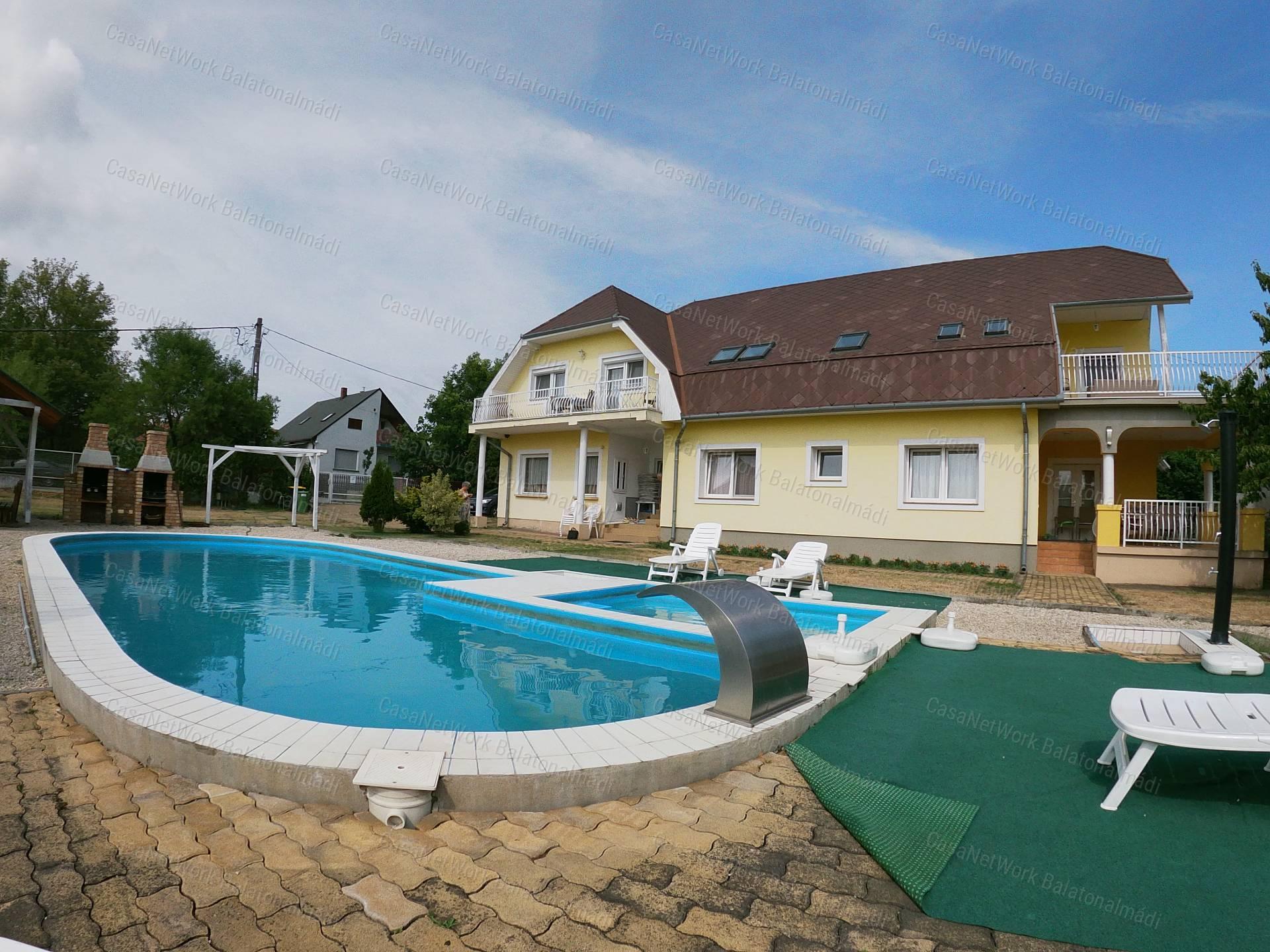 Gyenesdiáson Eladó Apartman-Ház!
