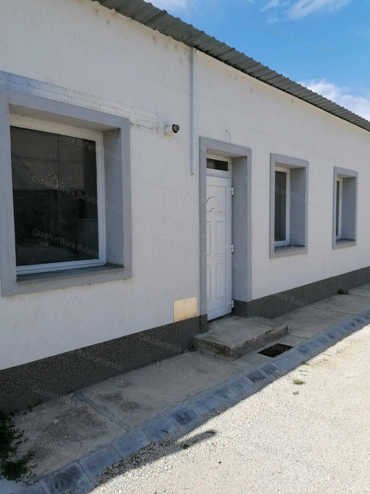 Kiadó újszerű állapotú lakás - Balatonalmádi