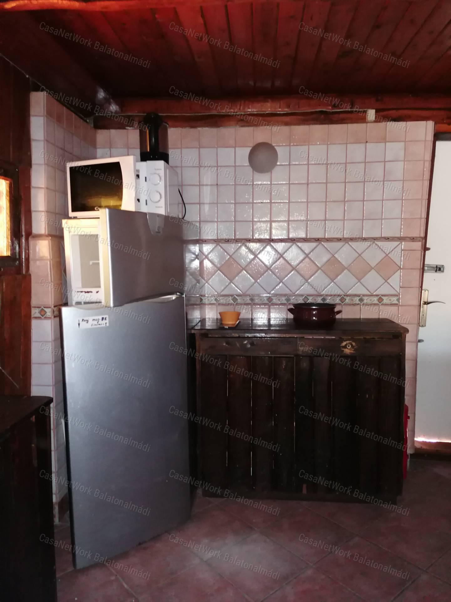 Régi idők bájos nyaralója, avagy Toldi és a malomkő esete!