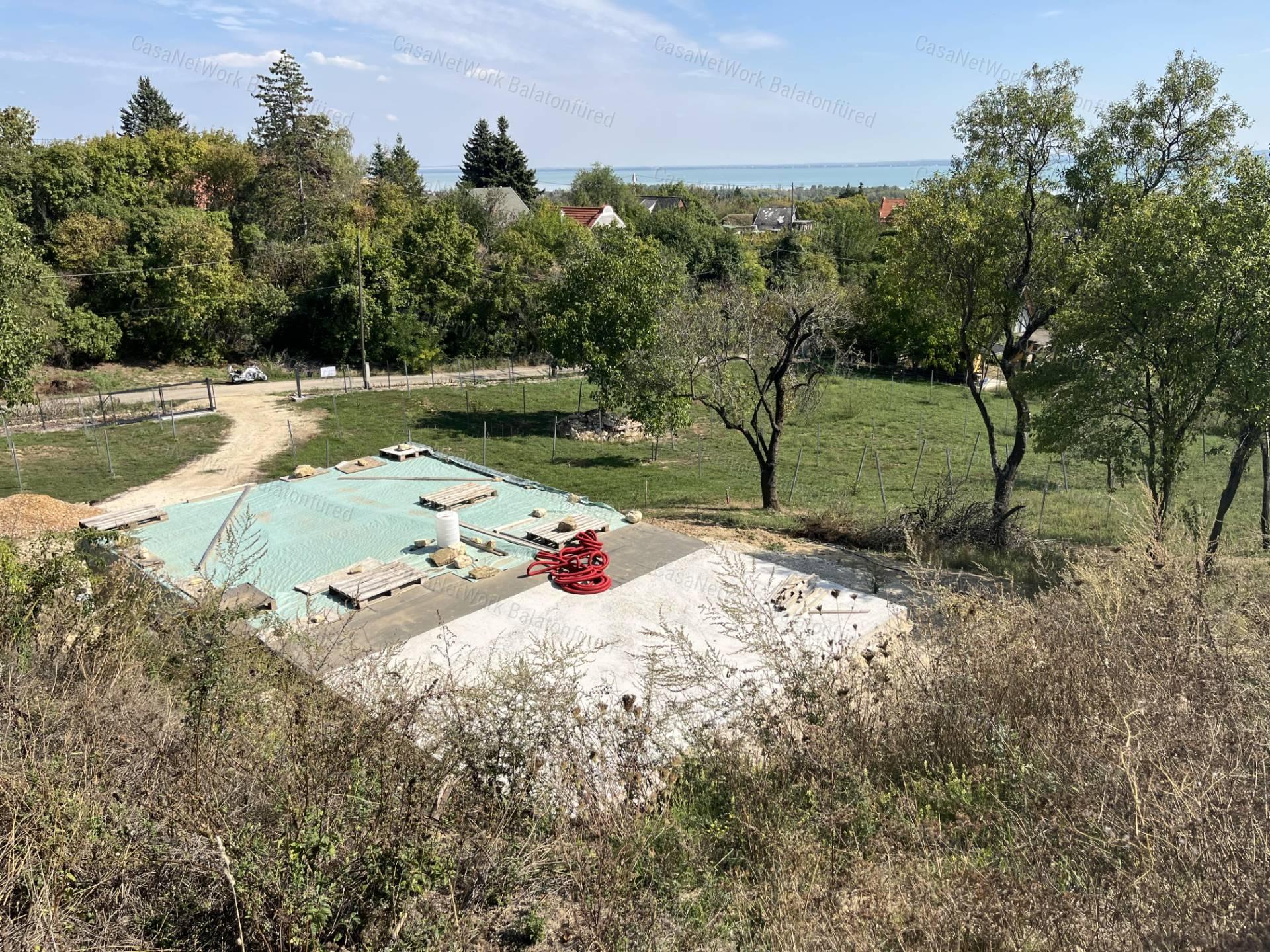 Paloznaki Balatoni Panorámás épület és szőlő birtok
