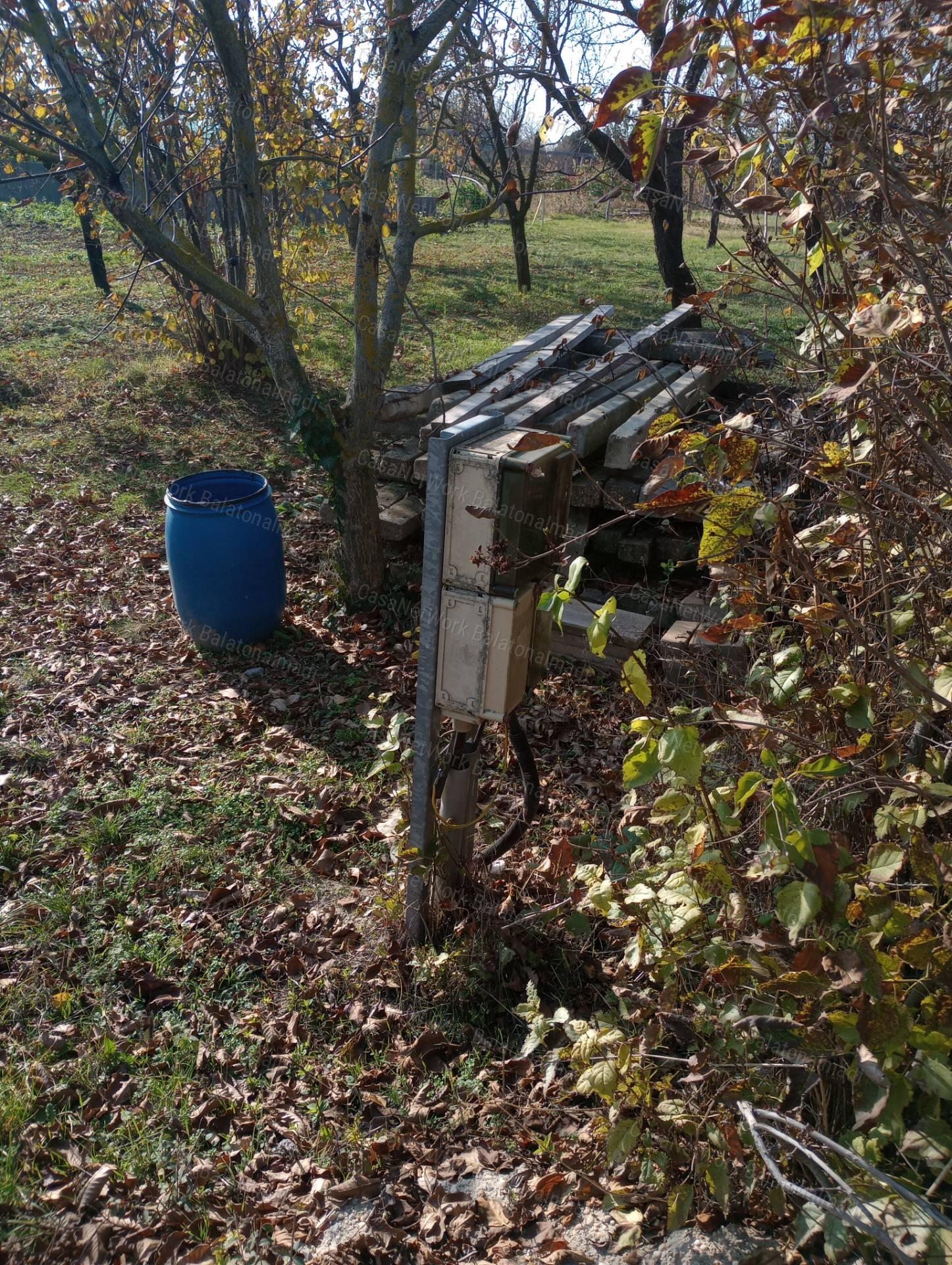 Balatonkenesén külterületi telek eladó