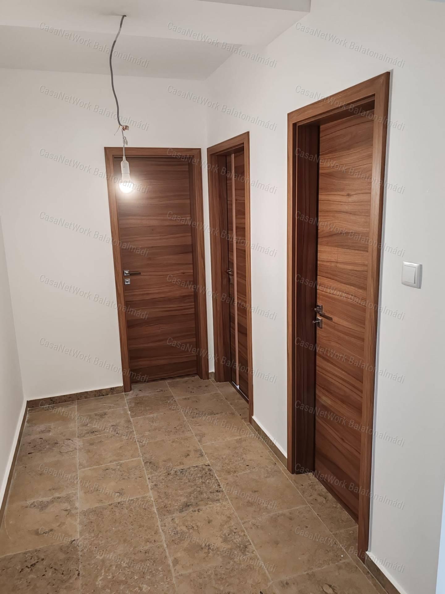 Eladó prémium kategóriájú lakóingatlan balatoni panorámával Balatonfüreden!