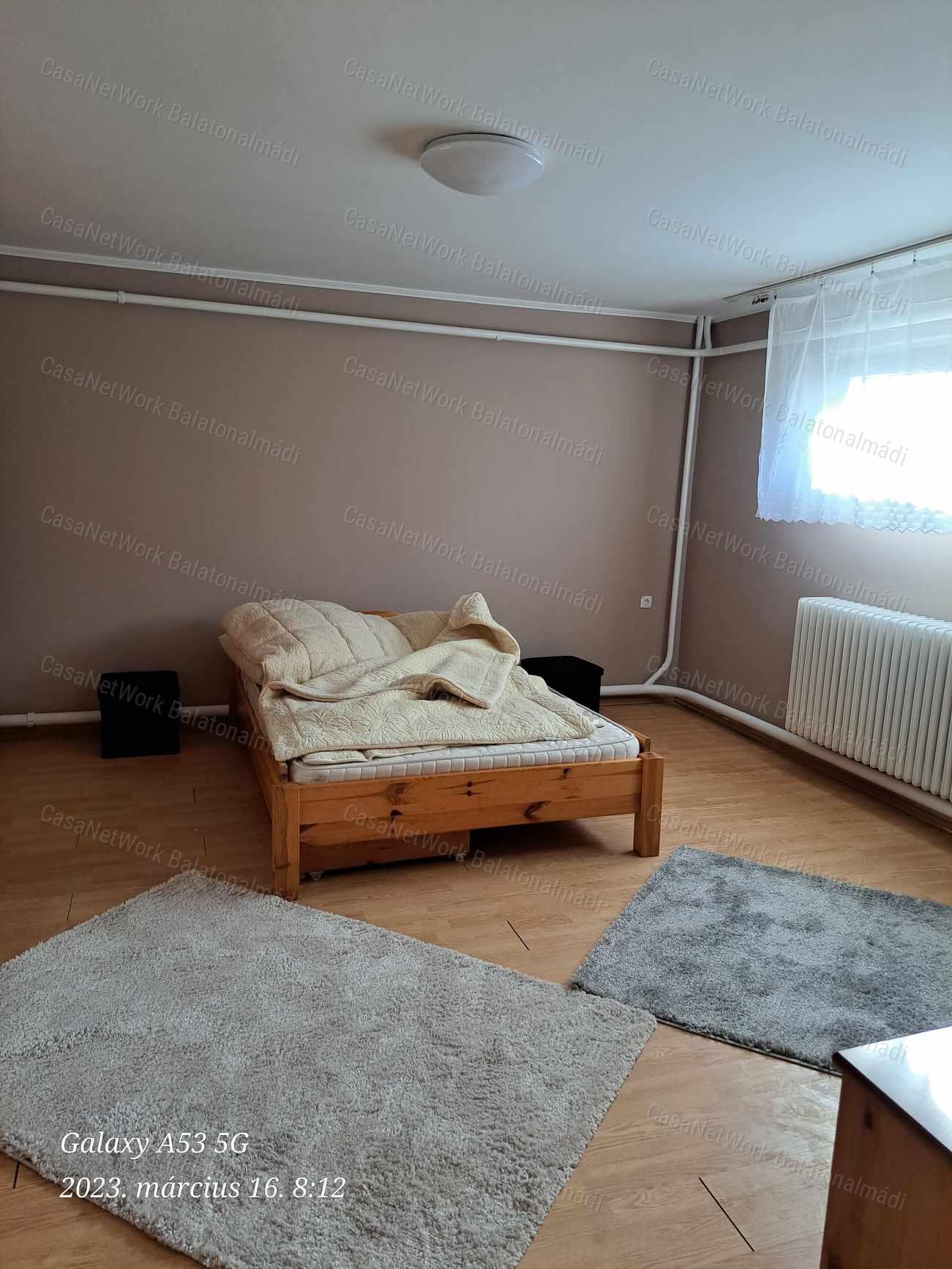 Balatonfüredi 3 szintes családi ház eladó