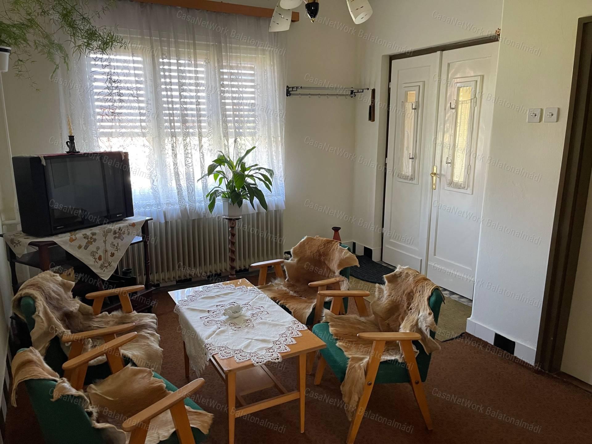 Családi ház eladó Balatonfüreden