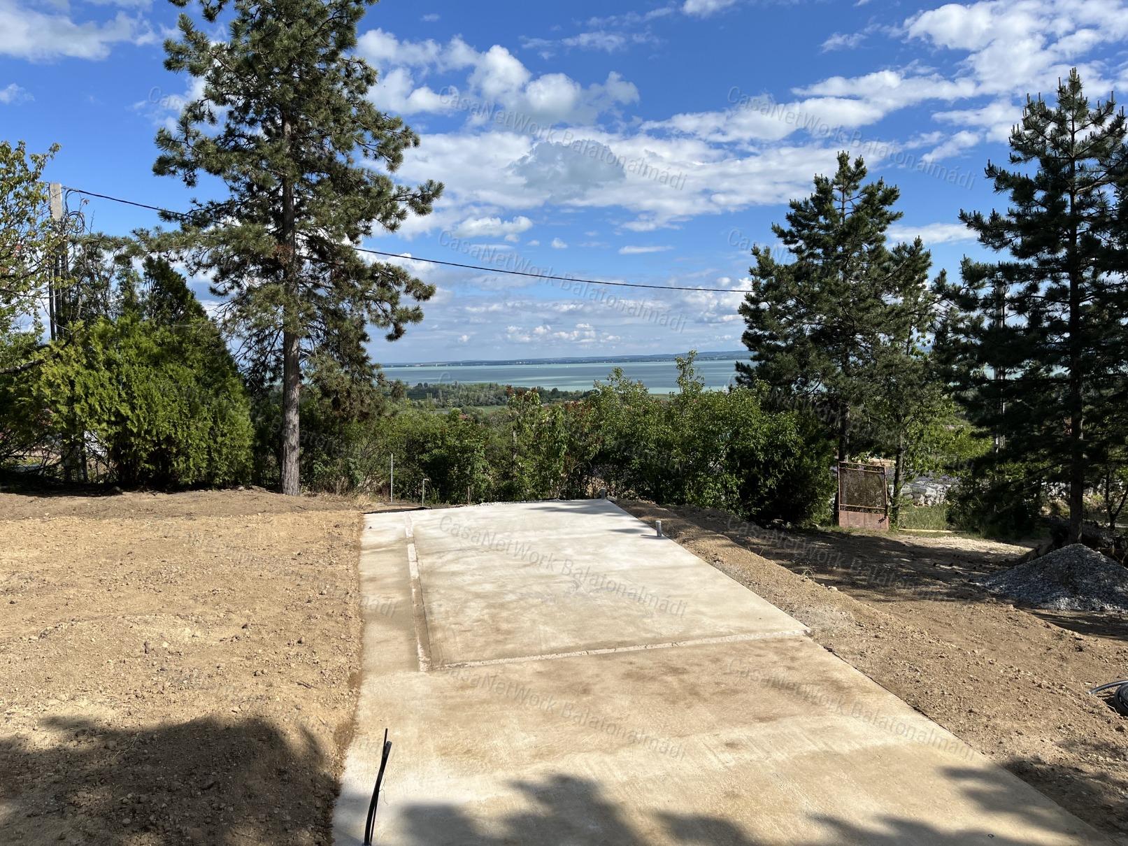 Balatoni panoráma Paloznakon – 667 m²