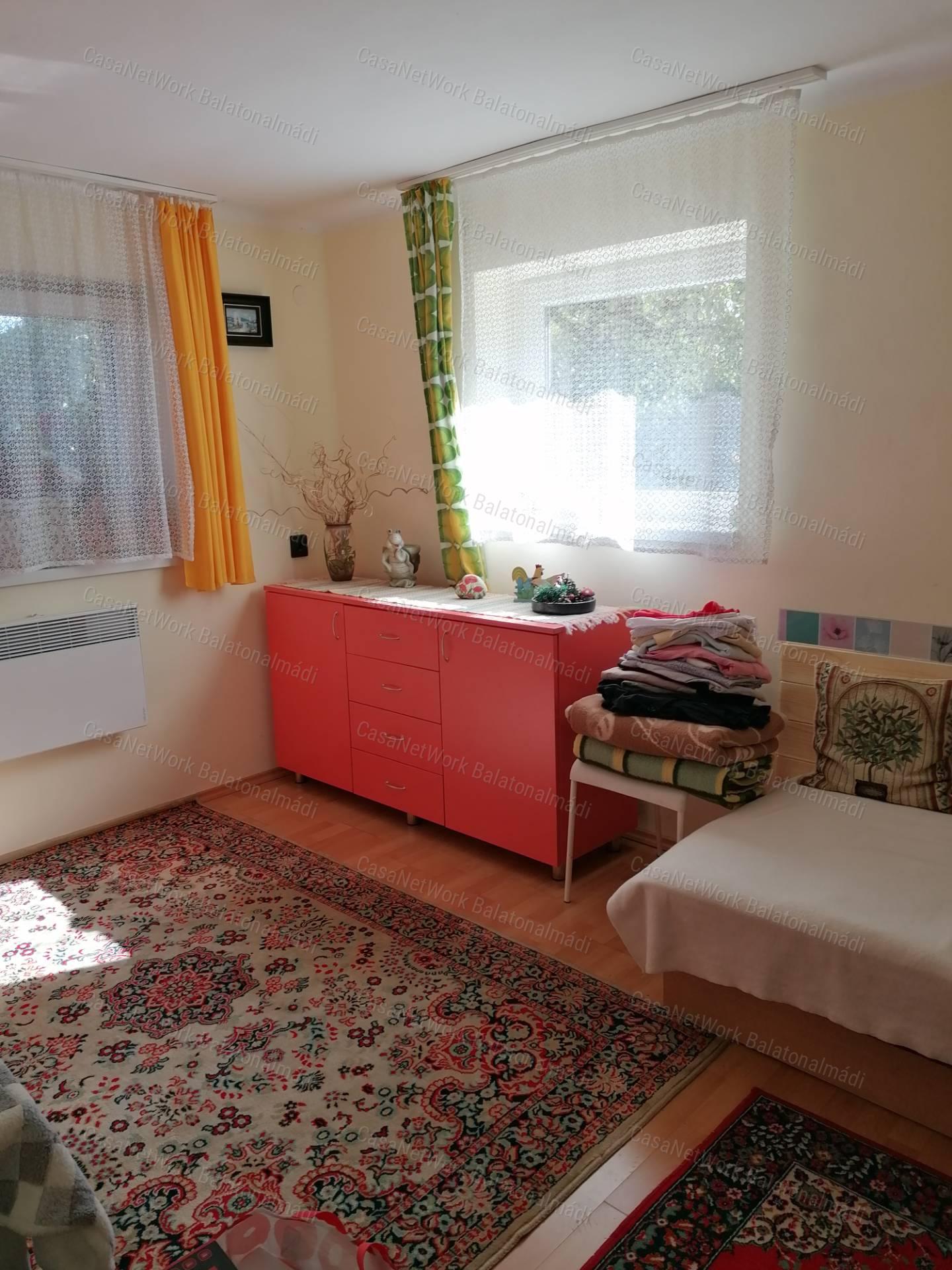 Belvárosi tip-top ház!