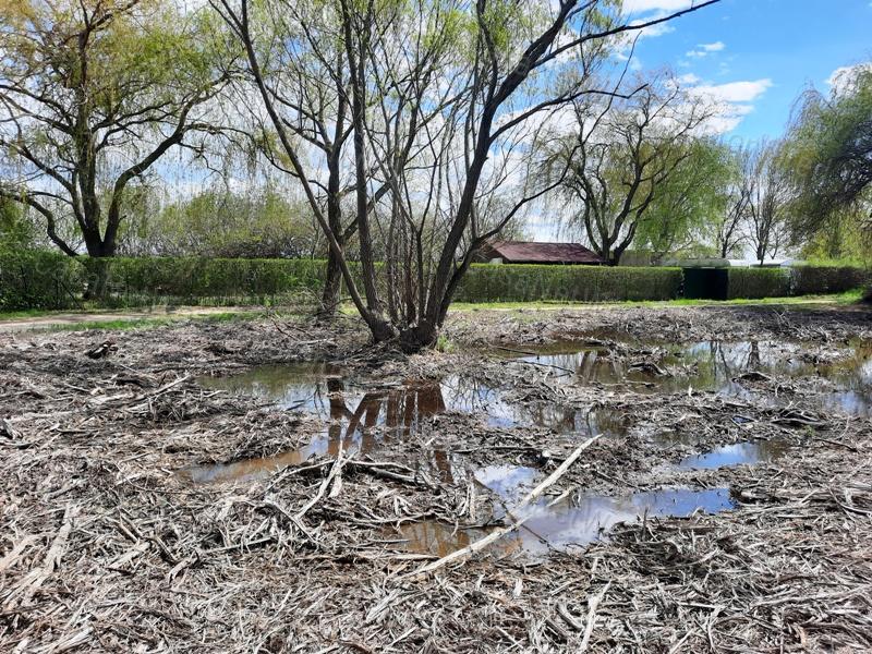 Horgászok figyelem vízközeli telek - eladó TELEK BALATONAKALIBAN