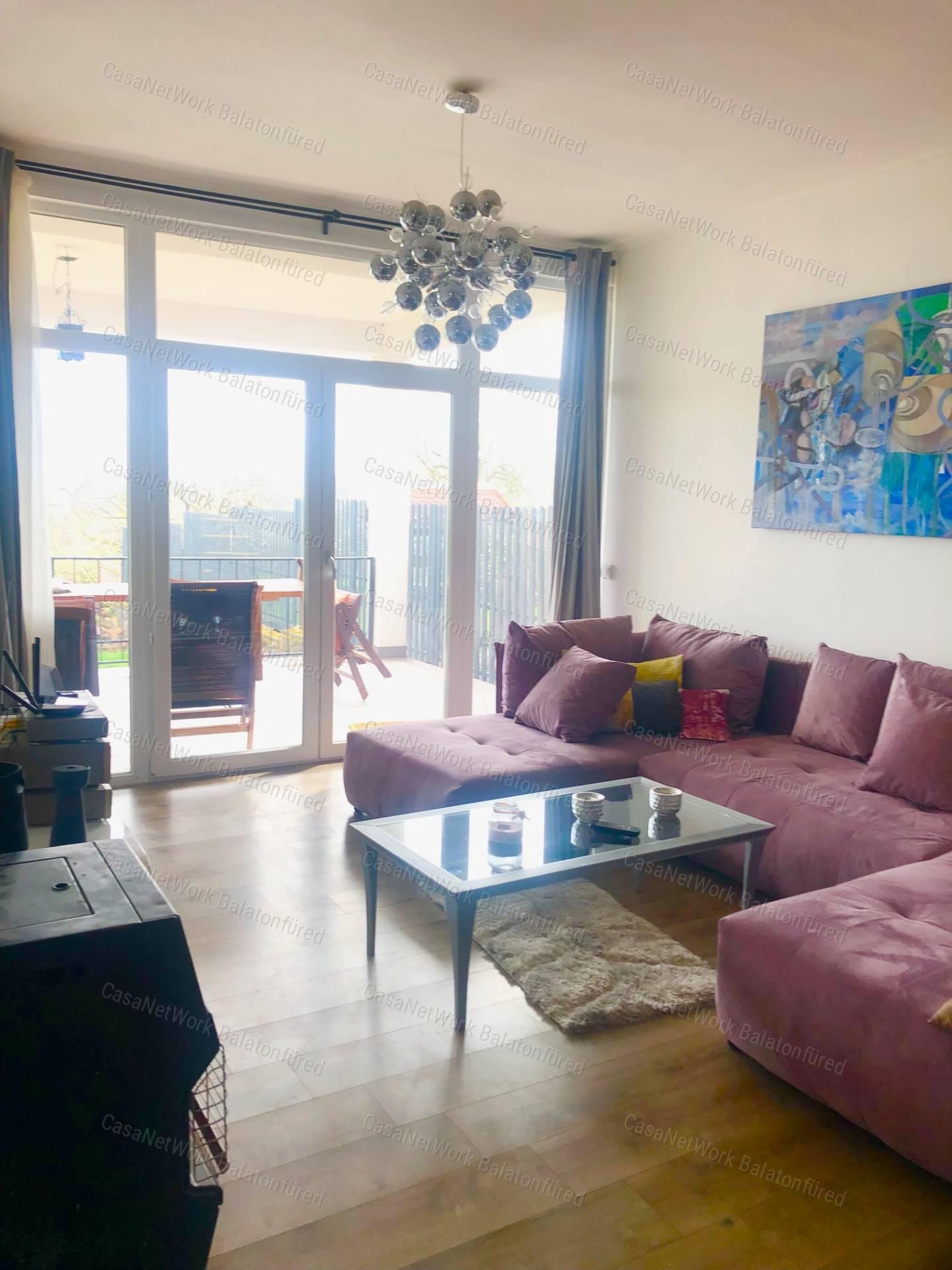 PANORÁMÁS LUXUS CSALÁDI HÁZ