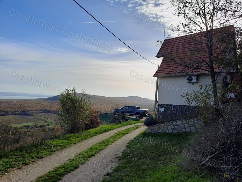 ÖRÖK SZUPERPANORÁMÁS- eladó GAZDASÁGI ÉPÜLET MONOSZLÓN