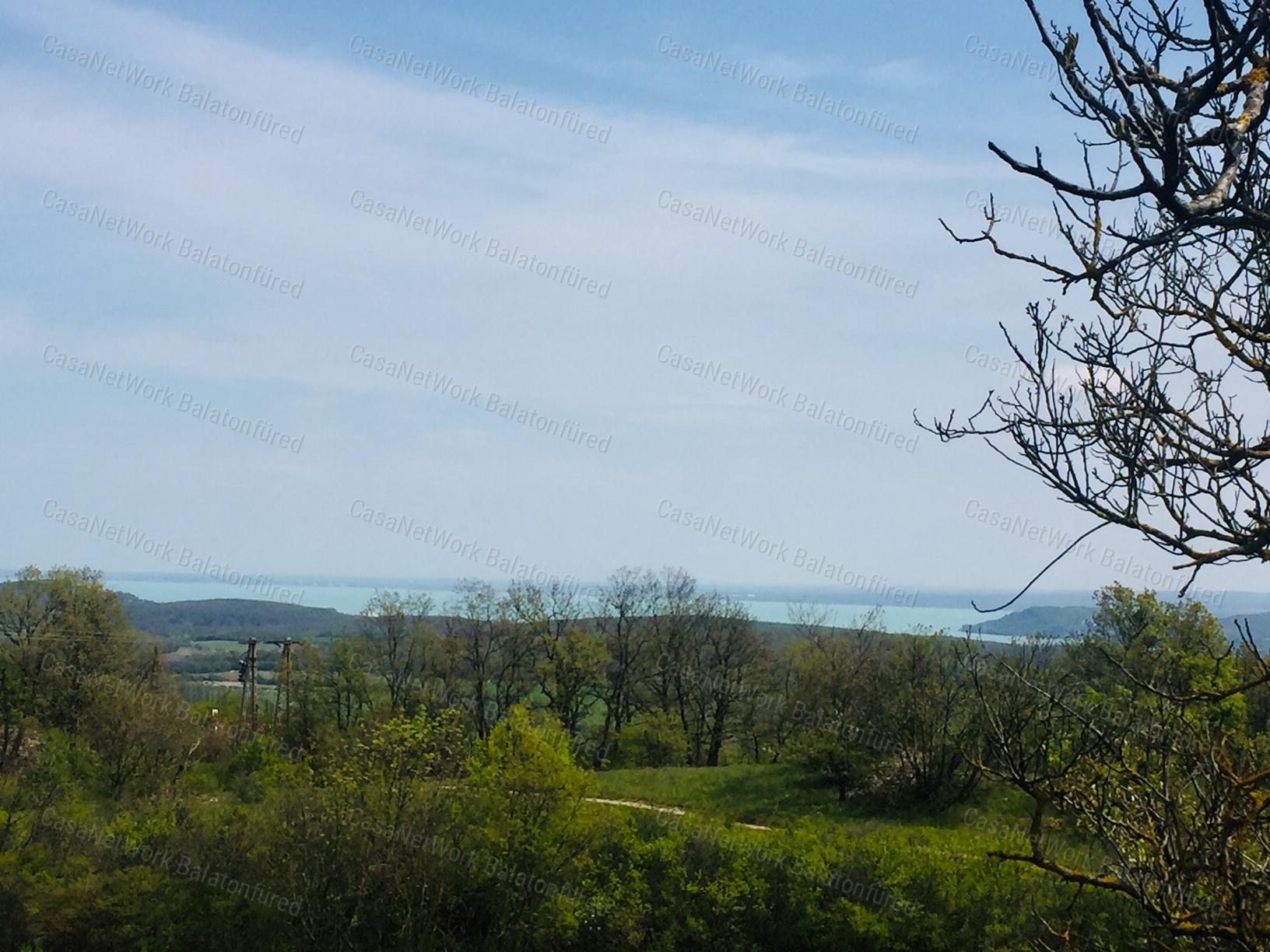 Csodálatos panorámával nagy telek ELADÓ