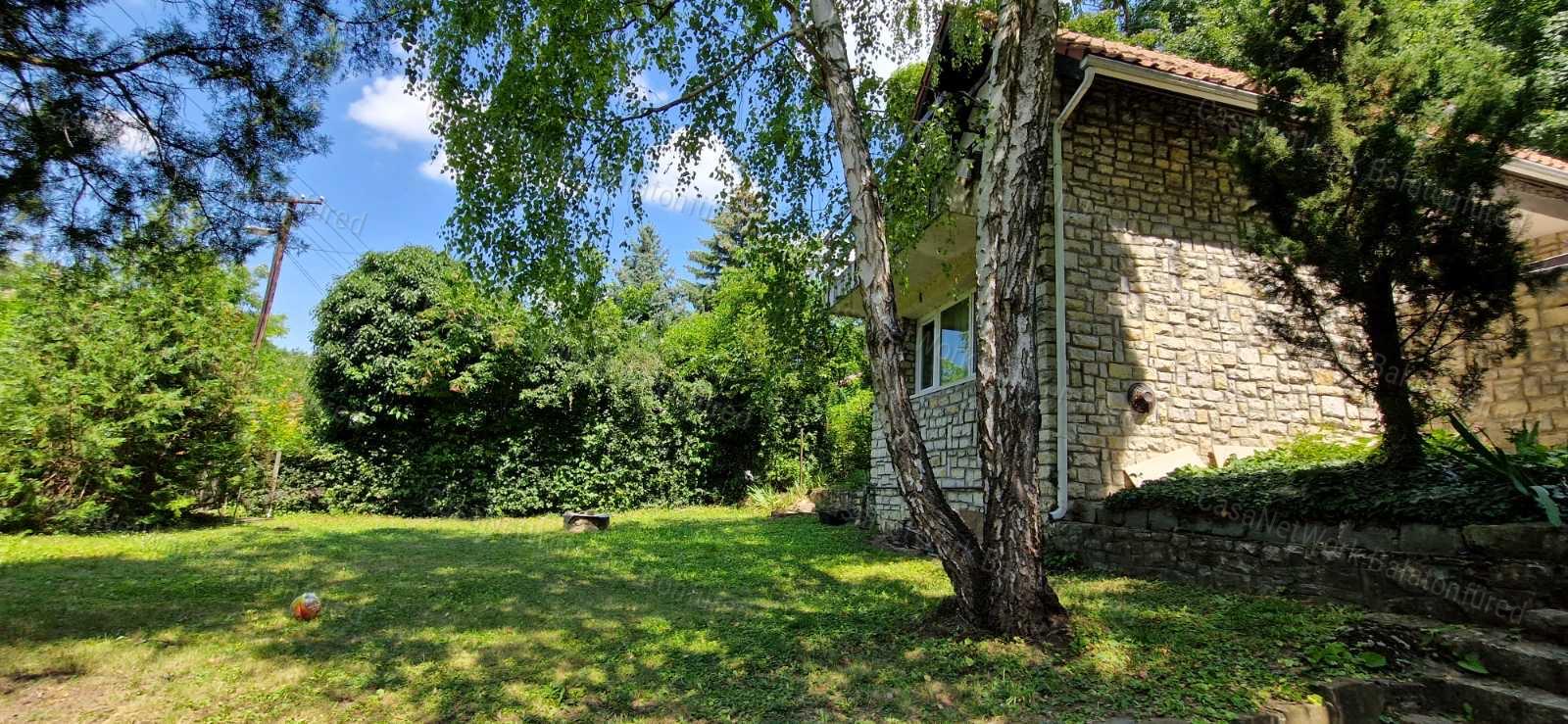 Tihany gyöngyszemén, Sajkodon NYARALÓ ELADÓ!