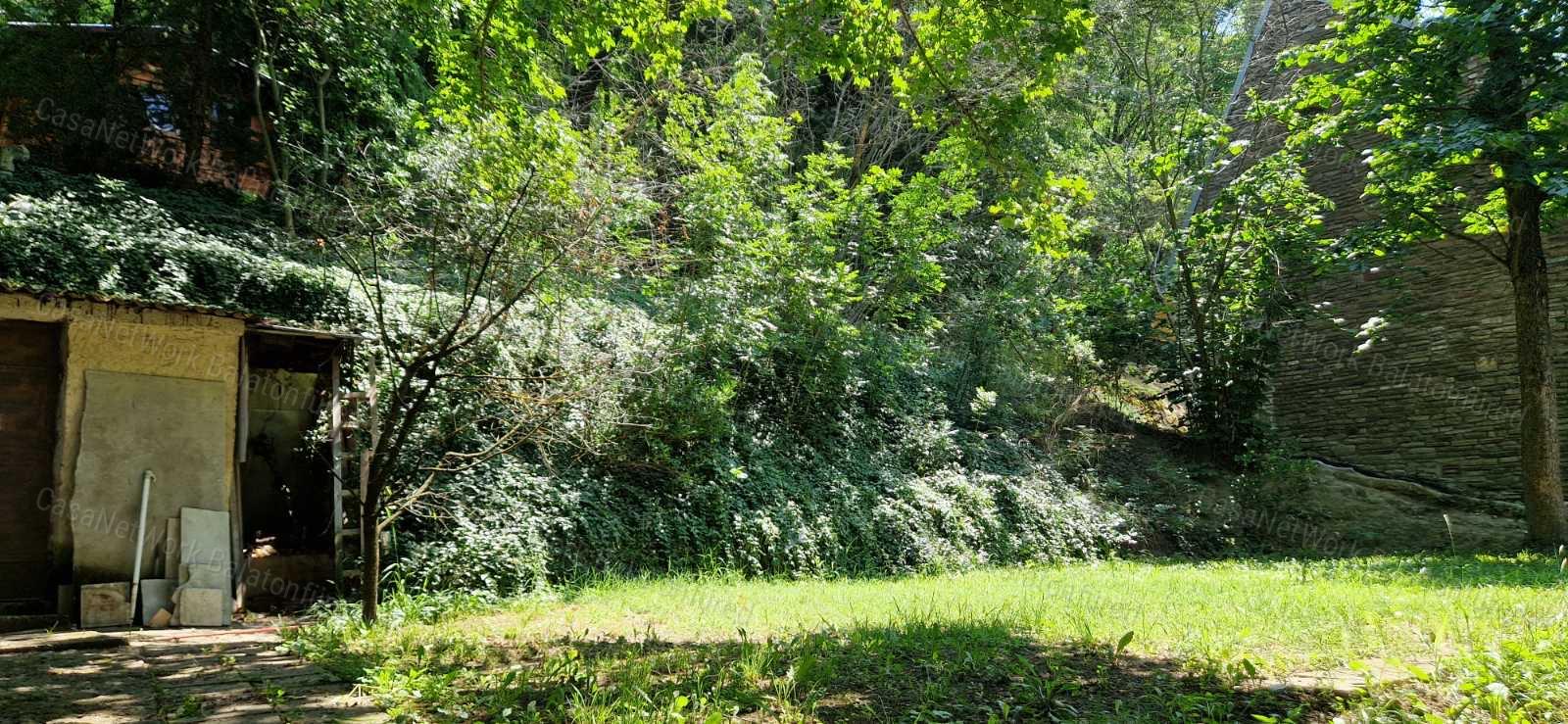 Tihany gyöngyszemén, Sajkodon NYARALÓ ELADÓ!