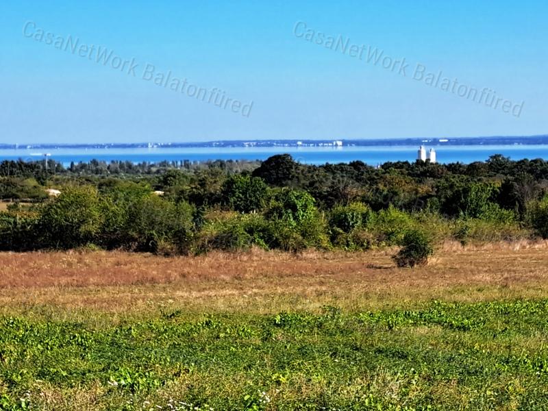 PANORÁMÁS ,ÉPÍTHETŐ - eladó MEZŐGAZDASÁGI TERÜLET BALATONFÜREDEN