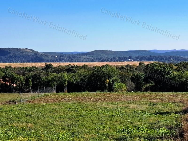 PANORÁMÁS ,ÉPÍTHETŐ - eladó MEZŐGAZDASÁGI TERÜLET BALATONFÜREDEN