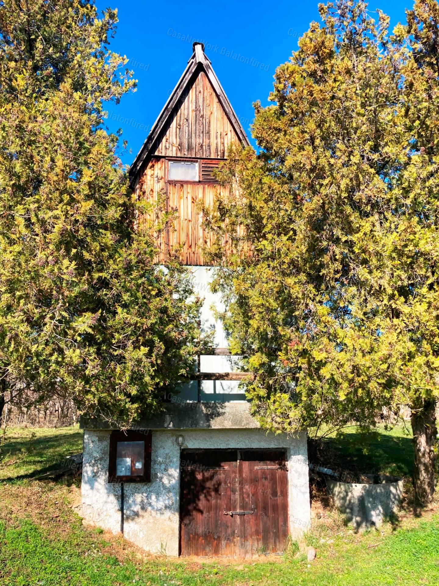 Panorámás -eladó GAZDASÁGI ÉPÜLET és MEZŐGAZDASÁGI TERÜLET TAGYONBAN