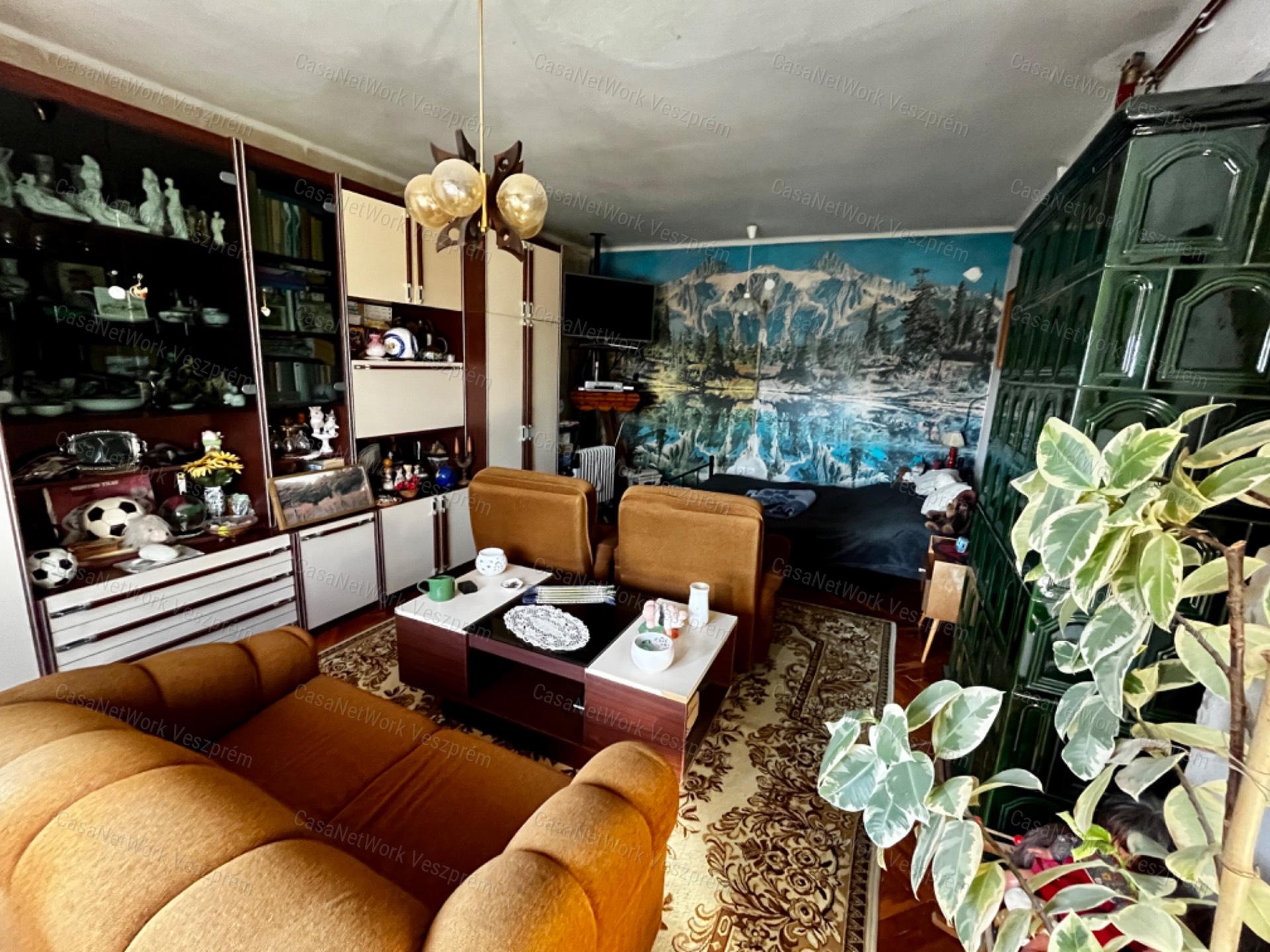 Örök panorámás - eladó CSALÁDI HÁZ BALATONSZEPEZDEN