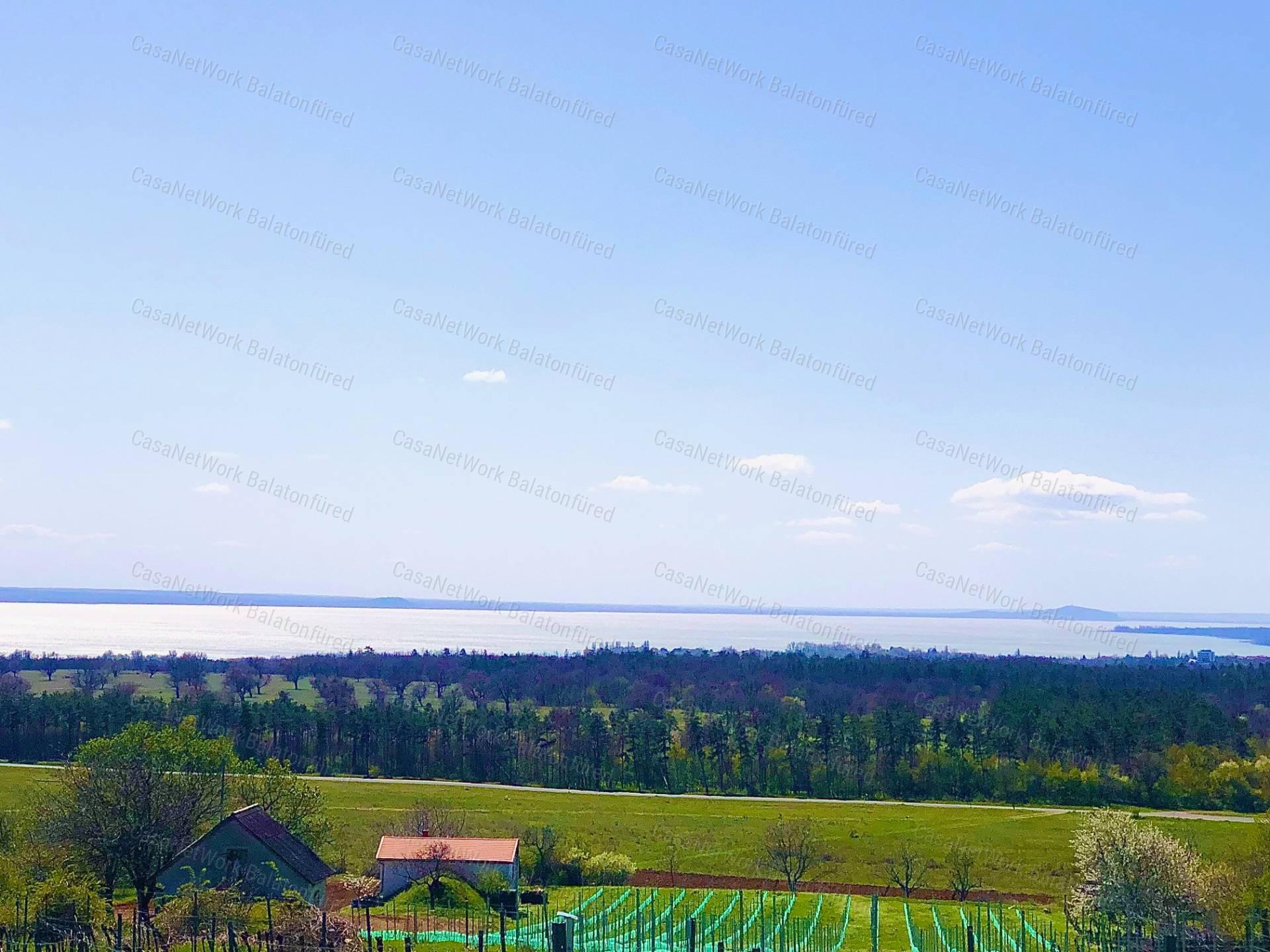 Csodálatos kilátást keresel a Balatonra? MEGTALÁLTAD !!
