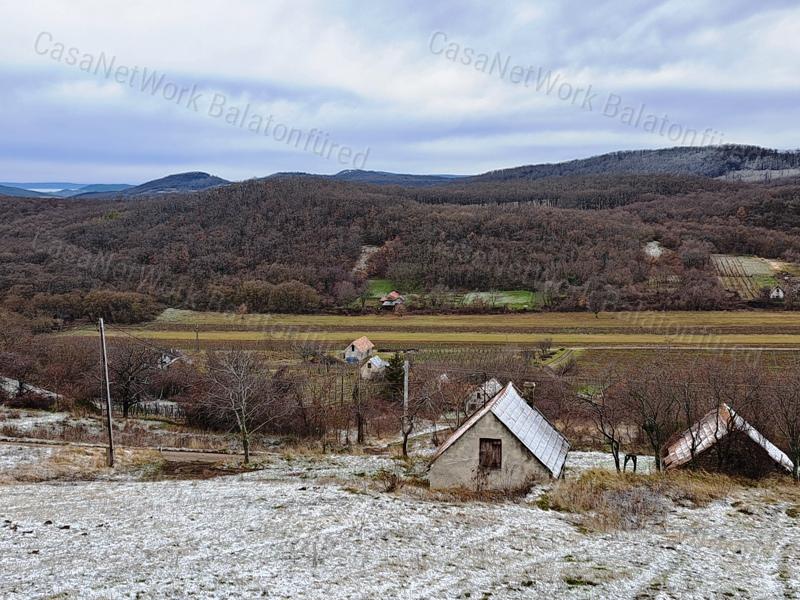 Örök tájpanorámás - eladó GAZDASÁGI ÉPÜLET MONOSTORAPÁTIBAN