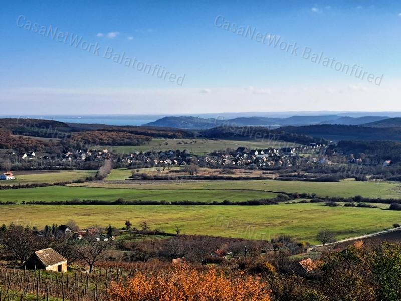 Csodálatos panorámával -eladó MEZŐGAZDASÁGI TERÜLET PÉCSELYEN