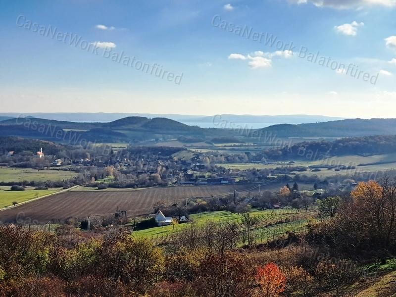 Csodálatos panorámával -eladó MEZŐGAZDASÁGI TERÜLET PÉCSELYEN