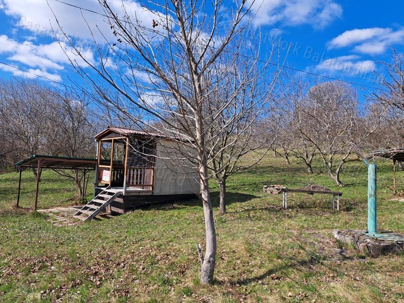 Építhető, tájpanorámás- eladó MEZŐGAZDASÁGI TERÜLET KÖVESKÁLON