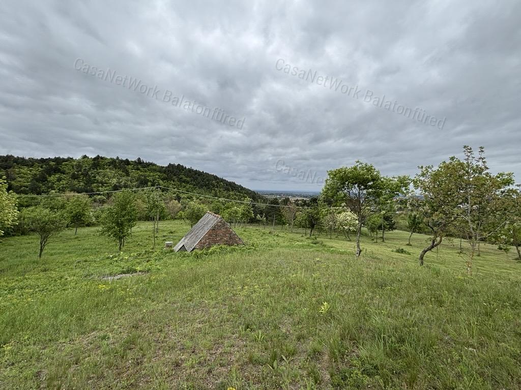Panorámás építési telkek -eladó CSERSZEGTOMAJ belterületén