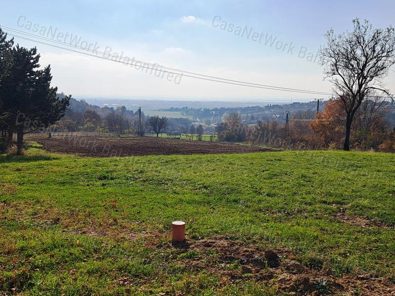 Panorámás építési telkek -eladó CSERSZEGTOMAJ belterületén