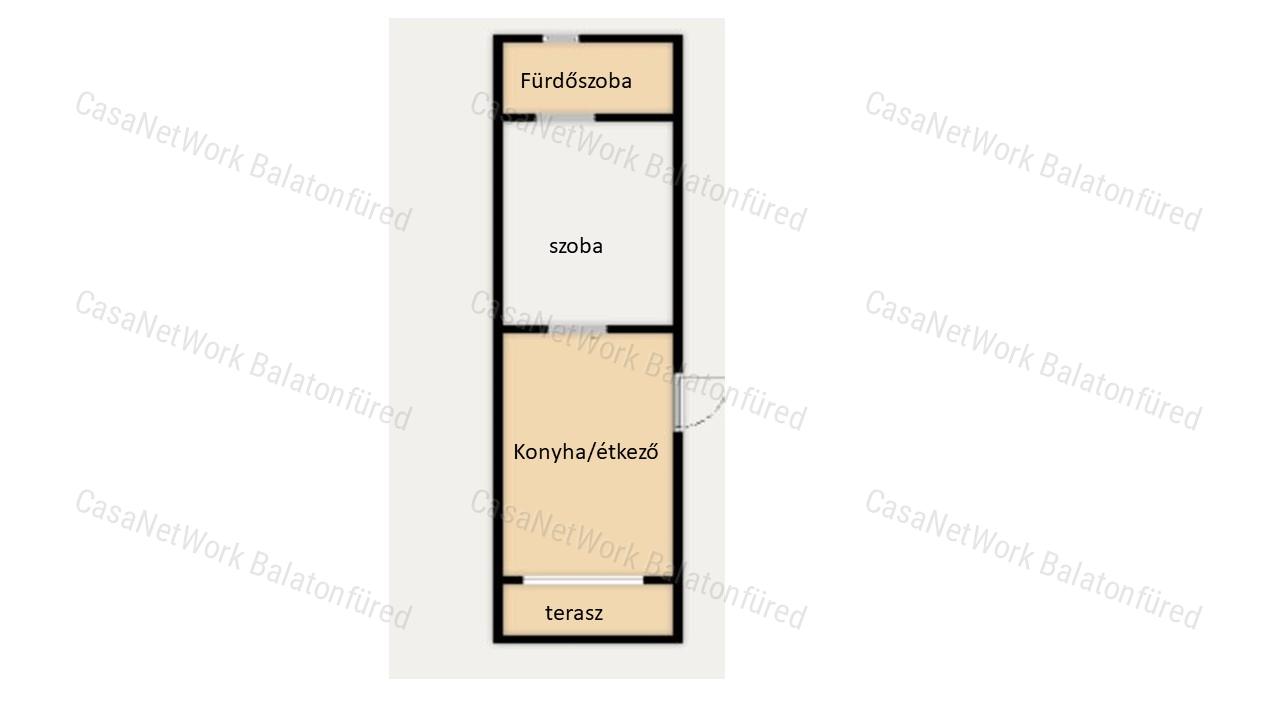 Alsóörsön közvetlen vízparti, felújított horgászház eladó