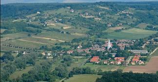 Táj-Panorámás beépíthető szőlős telek ELADÓ