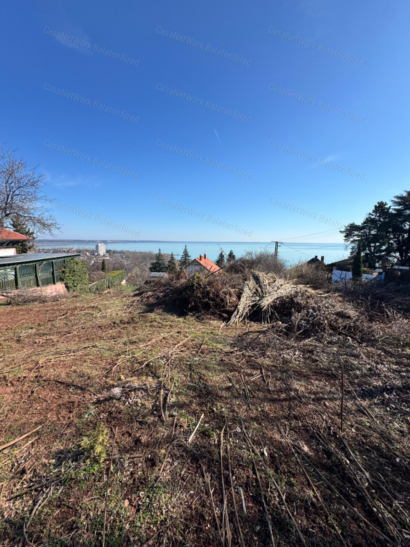 Balatonalmádi építési telek, nagy beépíthetőség