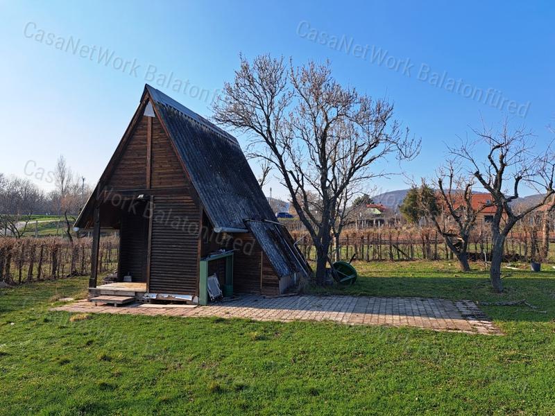 Építhető, jó lokáció - eladó MEZŐGAZDASÁGI TERÜLET BALATONFÜREDEN