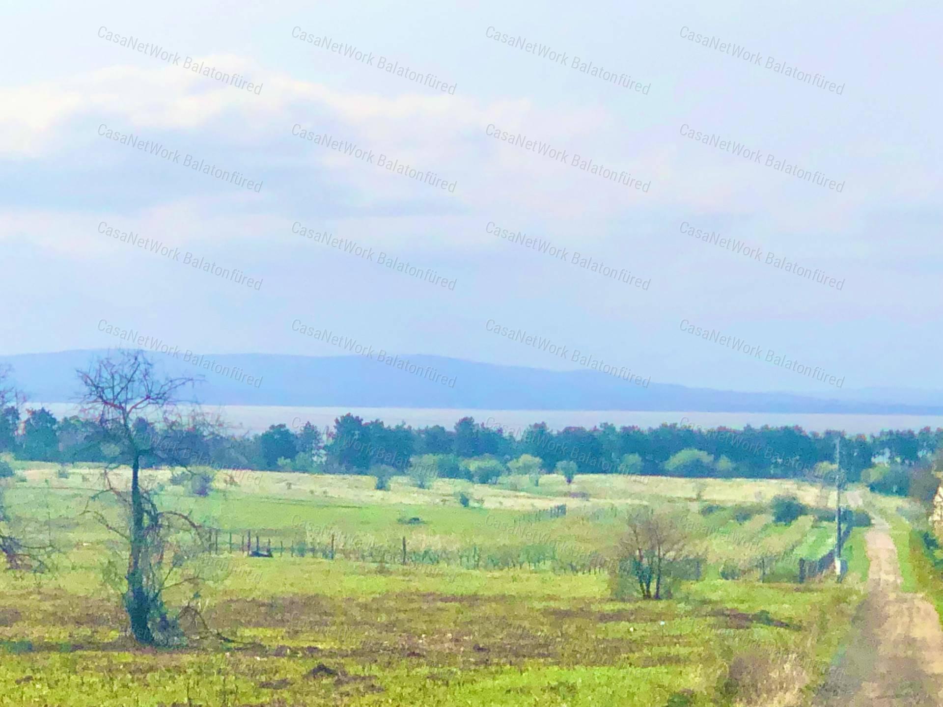 Elvehetetlen balatoni panoráma